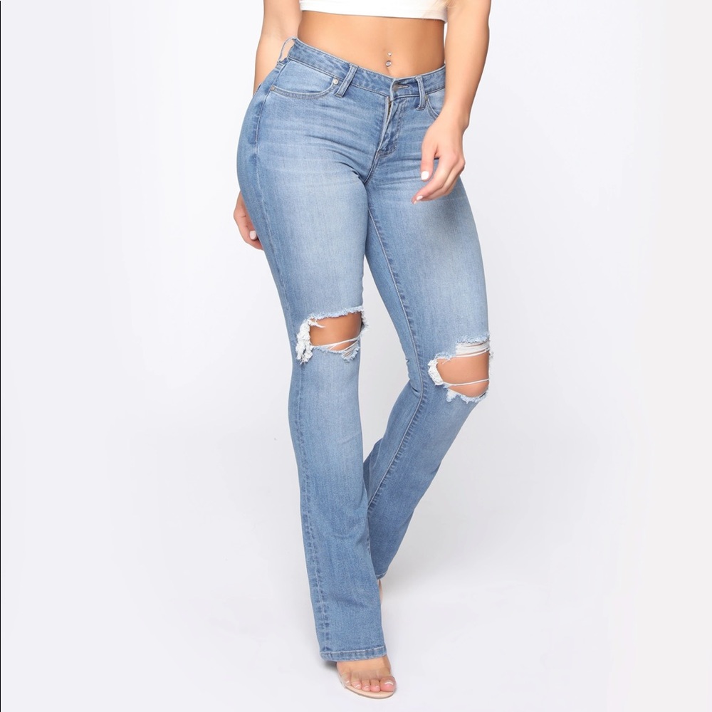 Fashion Nova Mid Rise Distressed Boot Cut Jean Light Wash Size 0
